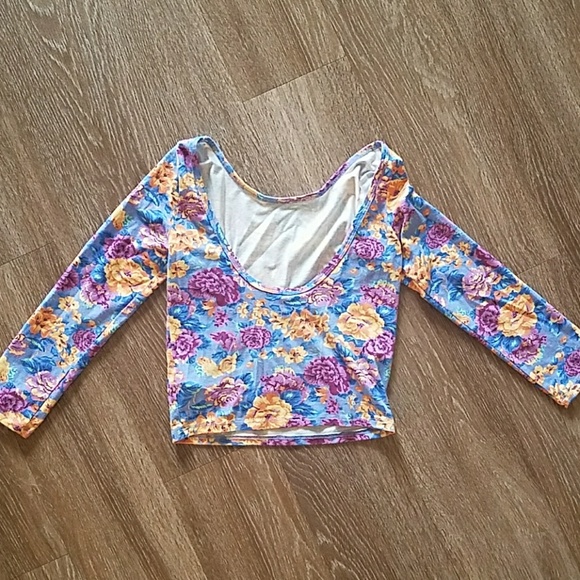 NWOT Top - Picture 3 of 4